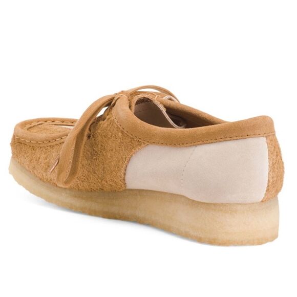 CLARKS Suede Wallabee Chukkas Women Size 9.5 Quality Quiet Luxury Color Block - Picture 2 of 2